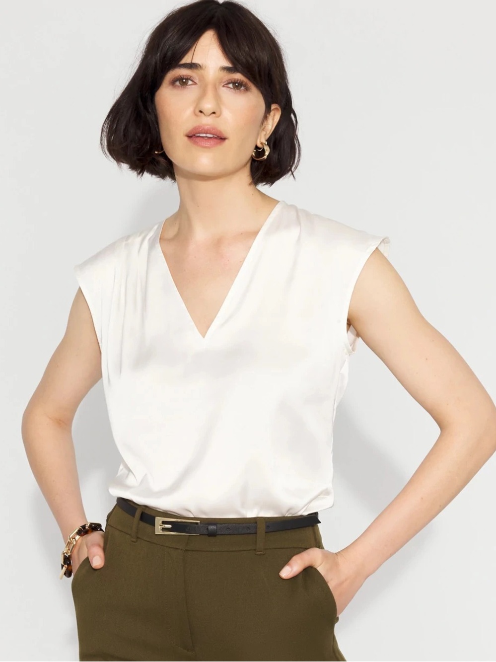 White House Black Market White V-Neck Cap Sleeve Blouse